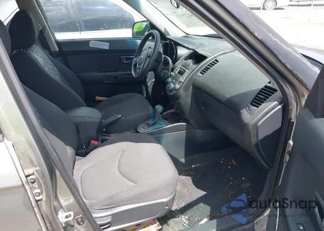 2011 Kia Soul + z USA, uszkodzony, nr VIN KNDJT2A2XB7216312